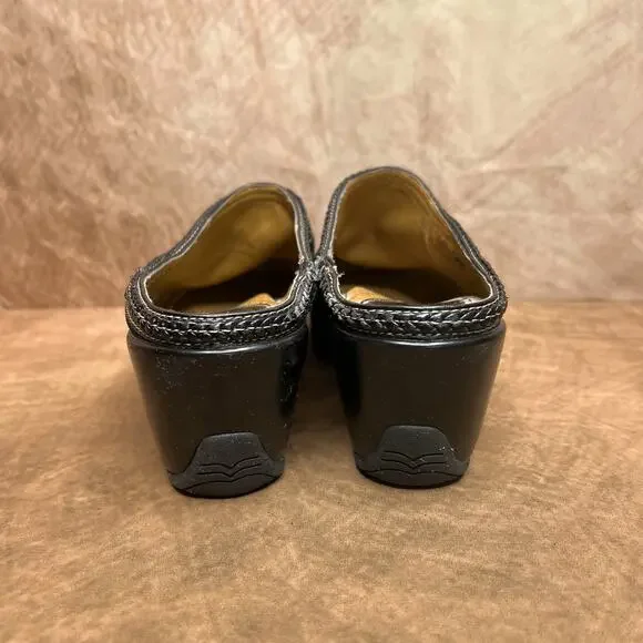 White Mountain Wedge Heel Suede Leather Clog Mules Black Slip On Gothic Peasant - Picture 9 of 10